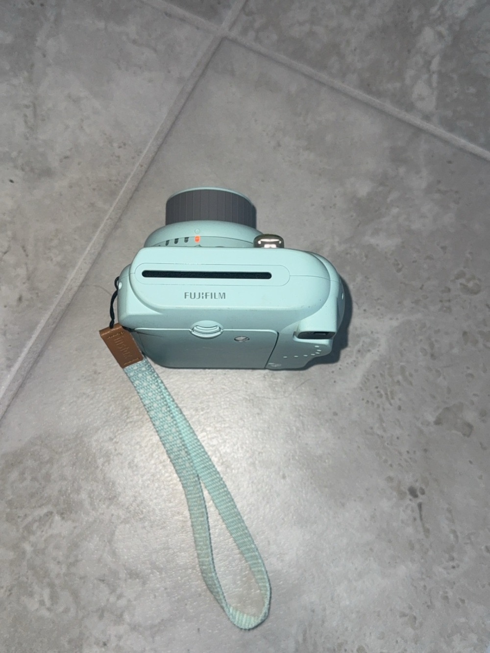 Fujifilm Instax Mini 9 Instant Camera - Mint - Picture 5 of 6